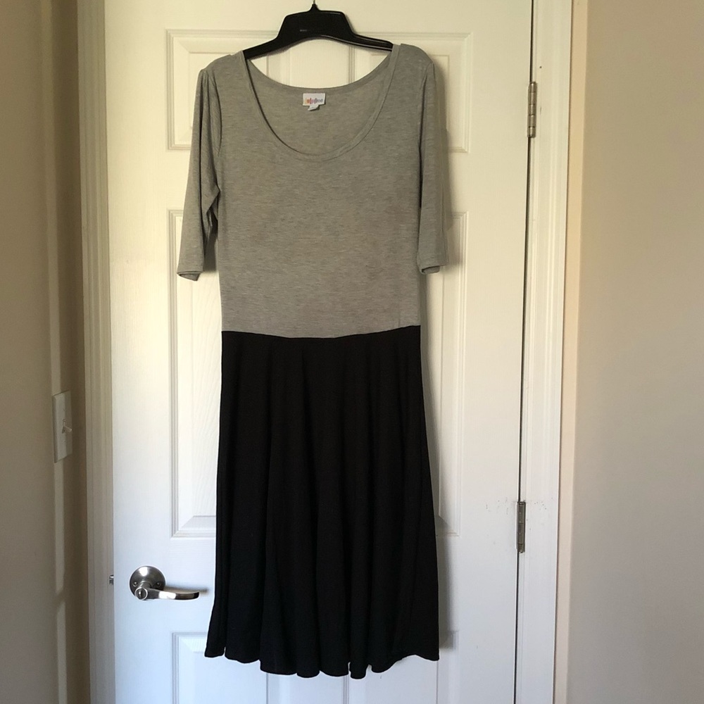 LuLaRoe Nicole Size L